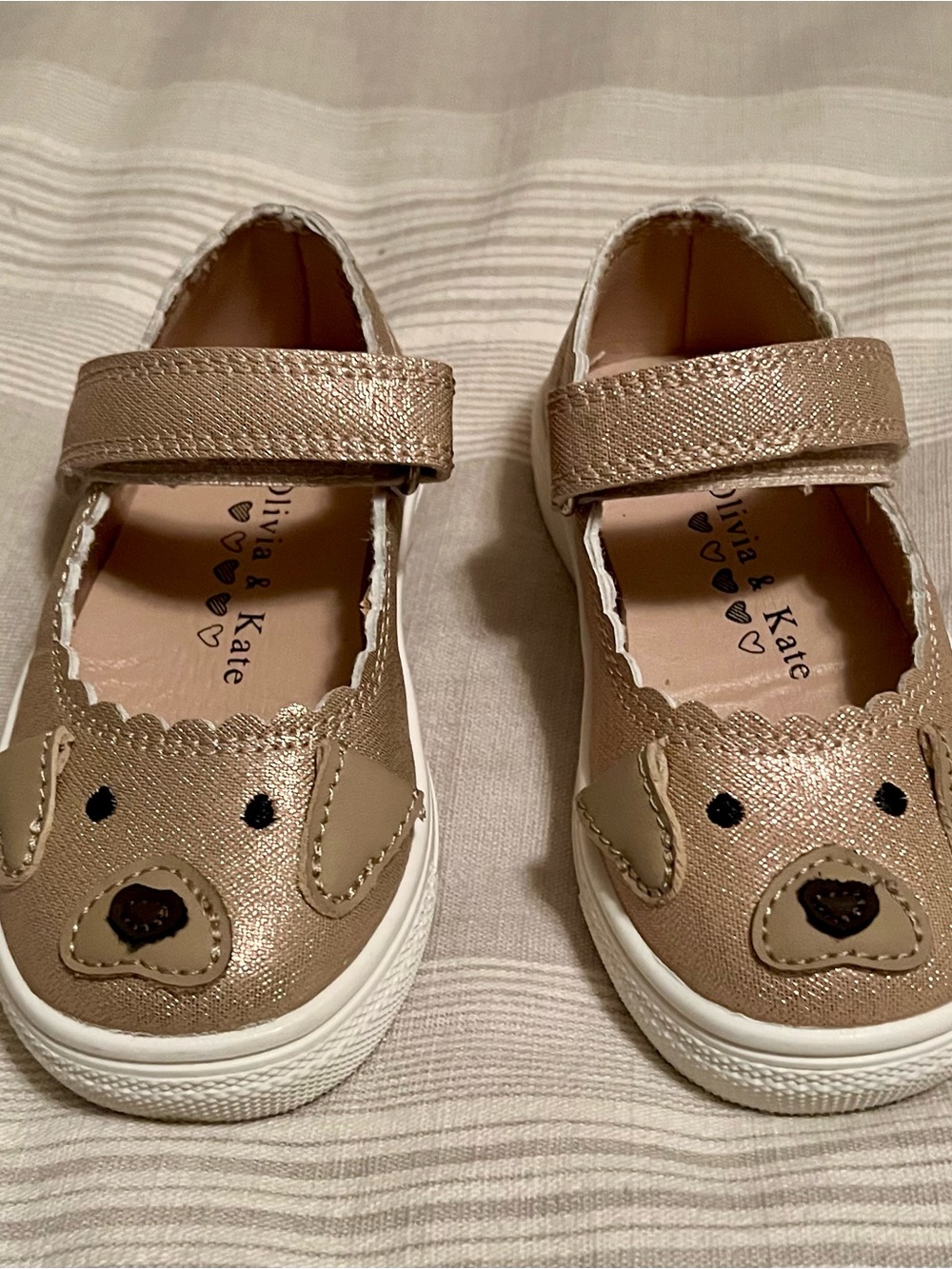 Olivia & Kate Girls' Metallic Tan Bear Mary Jane Sandals